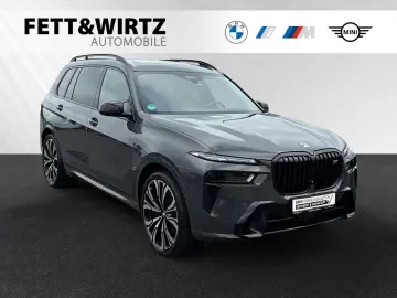 BMW X7 M60i M Sport Pro AHK Standhzg. Pano B&W