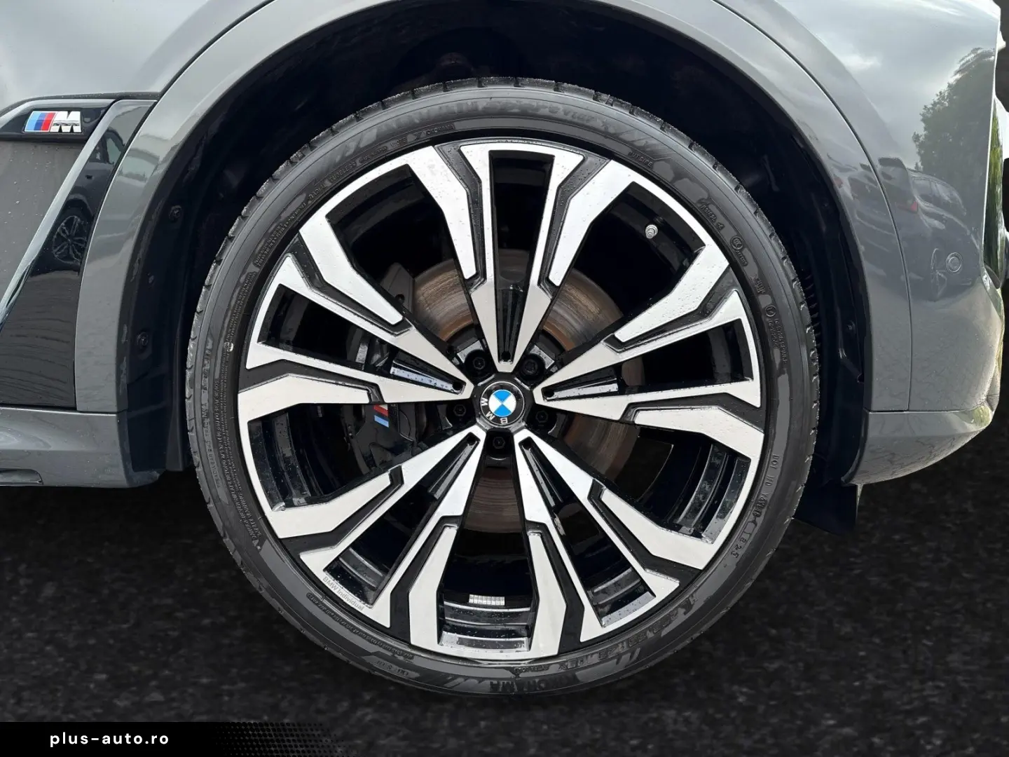 BMW X7 M60i M Sport Pro AHK Standhzg. Pano B&W