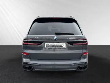 BMW X7 M60i M Sport Pro AHK Standhzg. Pano B&W