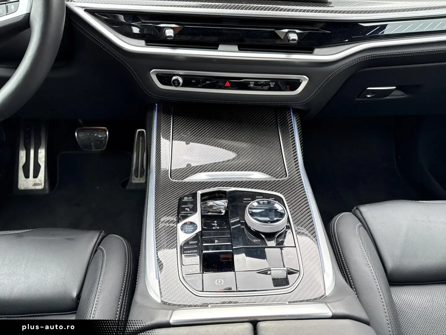 BMW X7 M60i M Sport Pro AHK Standhzg. Pano B&W