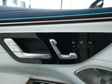 MERCEDES-BENZ EQS SUV 580 4Matic
