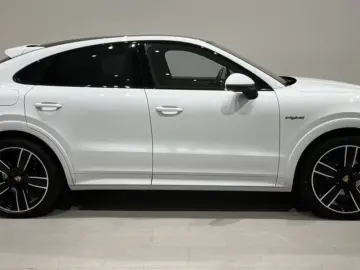 PORSCHE Cayenne Coupe E-Hybrid Platinum Ed SoftClose 360