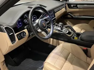 PORSCHE Cayenne Coupe E-Hybrid Platinum Ed SoftClose 360