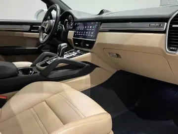 PORSCHE Cayenne Coupe E-Hybrid Platinum Ed SoftClose 360