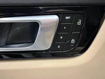 PORSCHE Cayenne Coupe E-Hybrid Platinum Ed SoftClose 360
