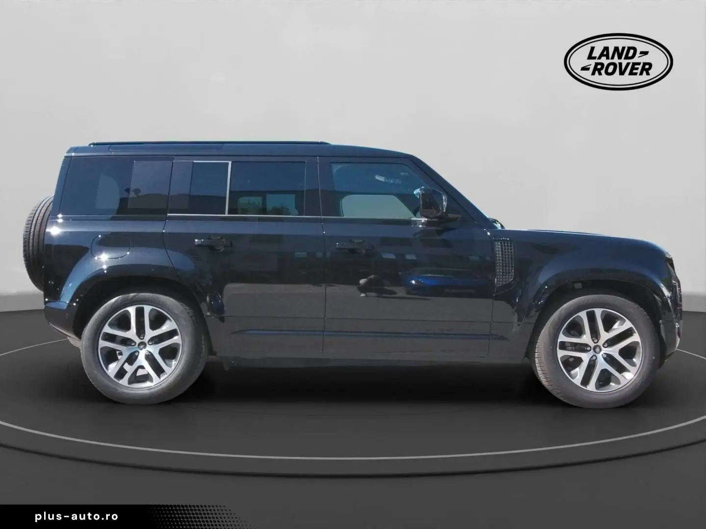 LAND ROVER Defender 110 D250 X-Dynamic SE