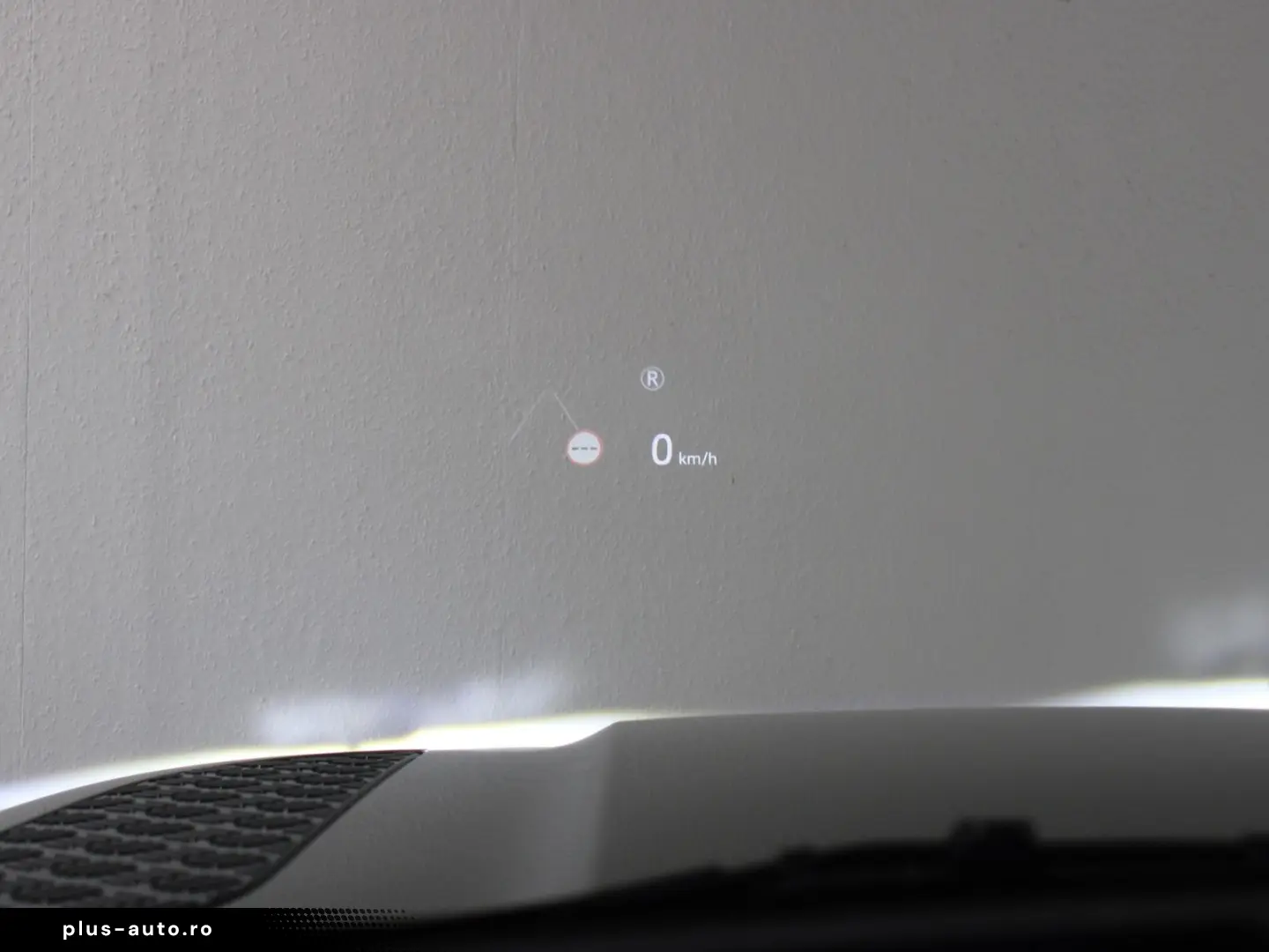 LAND ROVER Defender 110 D300 X-Dynamic SE AHK Pano HUD