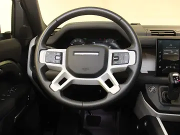 LAND ROVER Defender 110 D300 X-Dynamic SE AHK Pano HUD