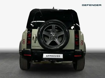 LAND ROVER Defender 110 D300 X-Dynamic SE