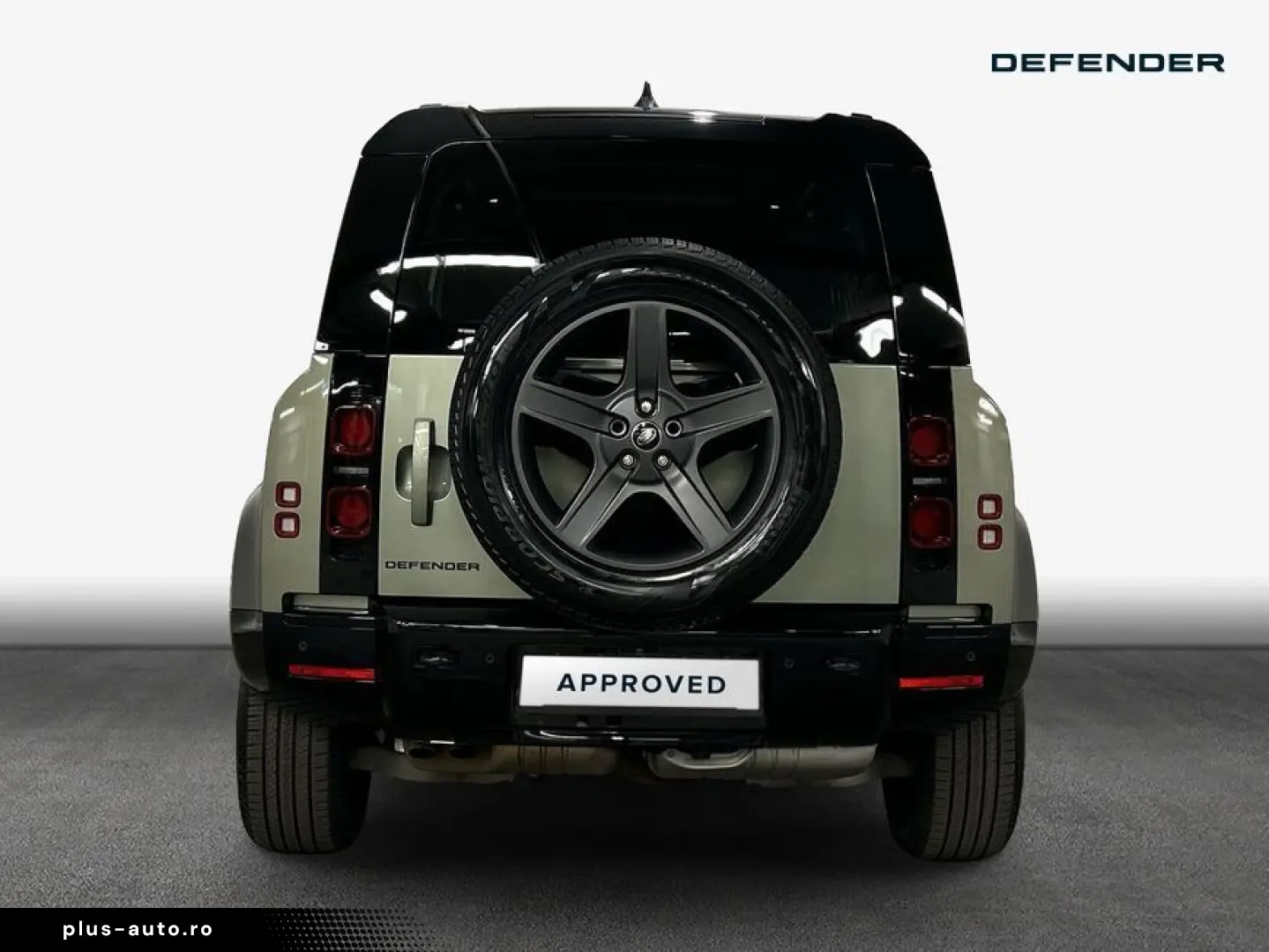 LAND ROVER Defender 110 D300 X-Dynamic SE