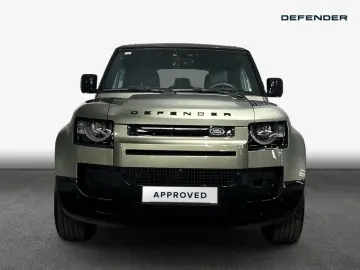 LAND ROVER Defender 110 D300 X-Dynamic SE