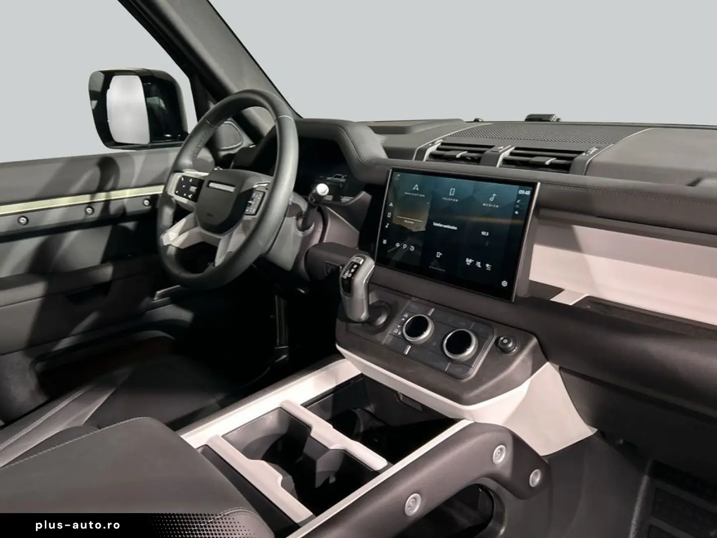 LAND ROVER Defender 110 D300 X-Dynamic SE