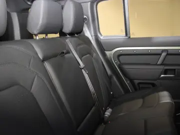 LAND ROVER Defender 110 D300 X-Dynamic SE AHK Pano HUD