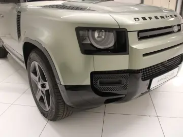 LAND ROVER Defender 110 D300 X-Dynamic SE AHK Pano HUD