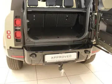 LAND ROVER Defender 110 D300 X-Dynamic SE AHK Pano HUD