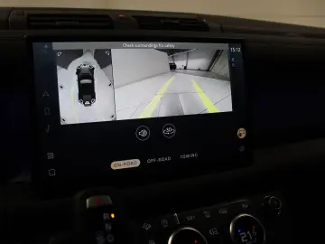LAND ROVER Defender 110 D300 X-Dynamic SE AHK Pano HUD