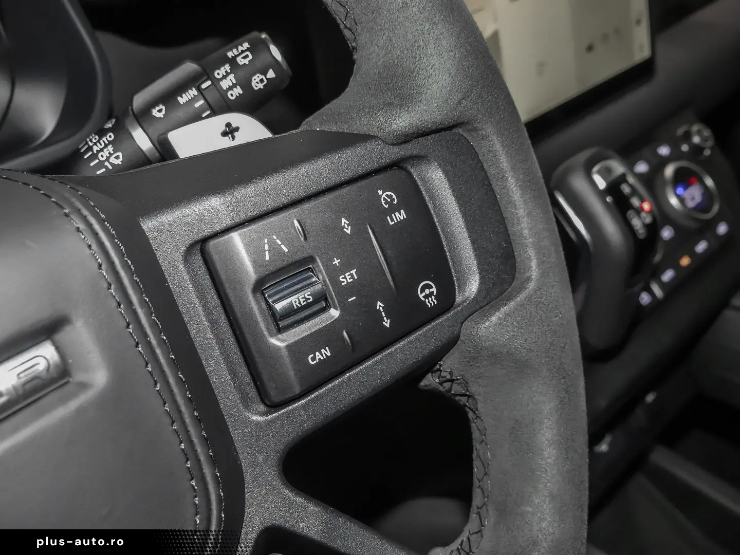 LAND ROVER Defender 110 V8 P525 HUD Luftfederung AD Niveau