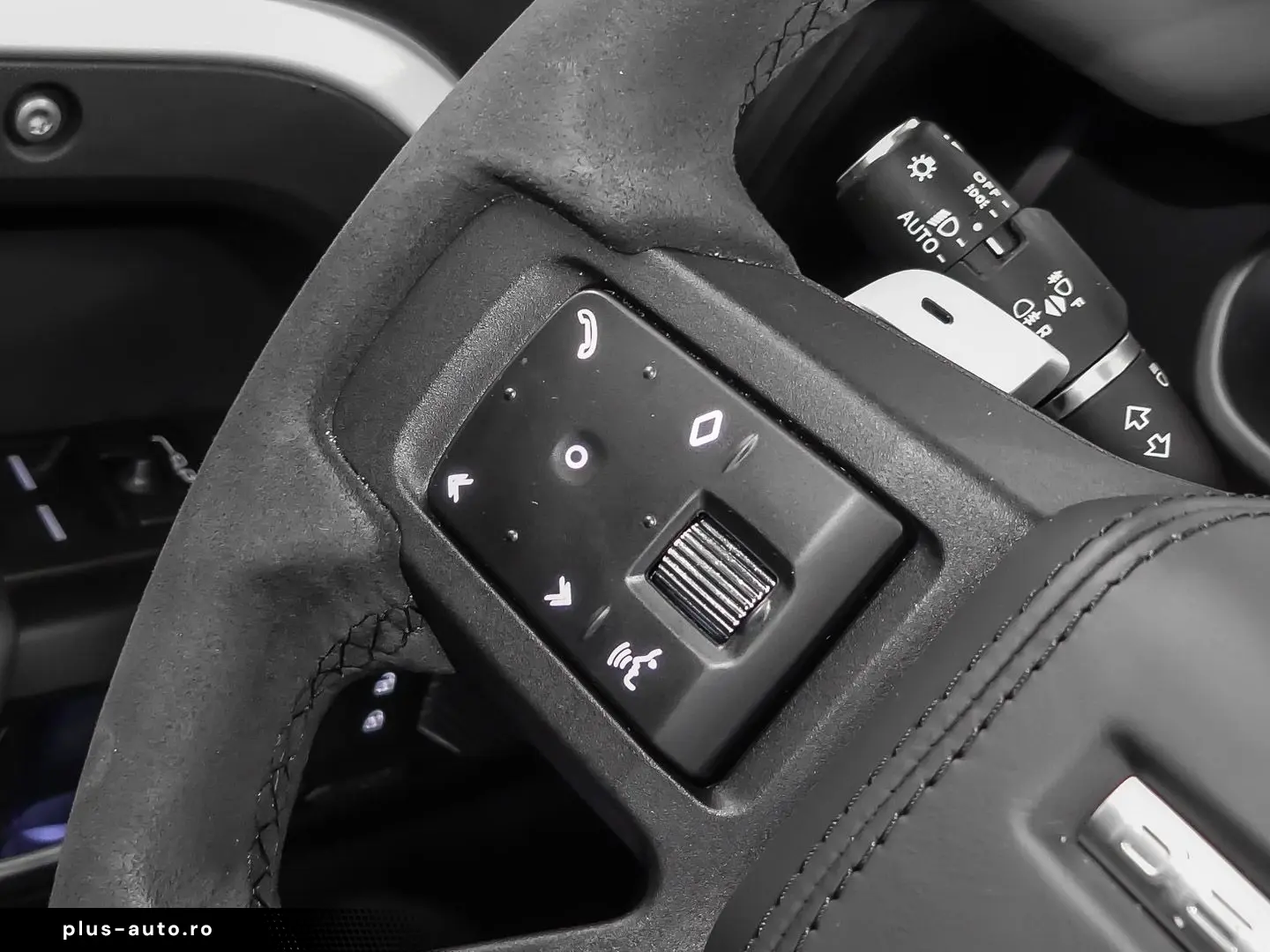 LAND ROVER Defender 110 V8 P525 HUD Luftfederung AD Niveau