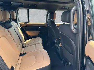 LAND ROVER Defender 110 P425 X 22 Pano 3-Zonen-Klima Luftf