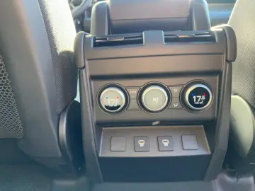 LAND ROVER DEFENDER 110 P425 X AUT KlimaA LM SoundSys