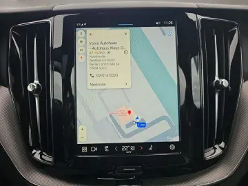 VOLVO XC60 B5 AWD Plus Dark LUFT PANO HUD LM21 360