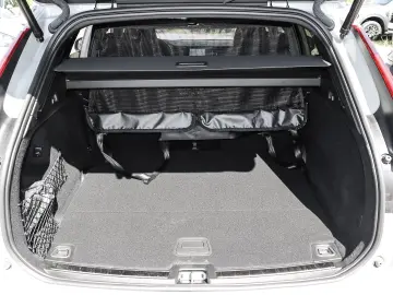 VOLVO XC60 Plus Dark Recharge Plug-In Hybrid AWD T8 Tw