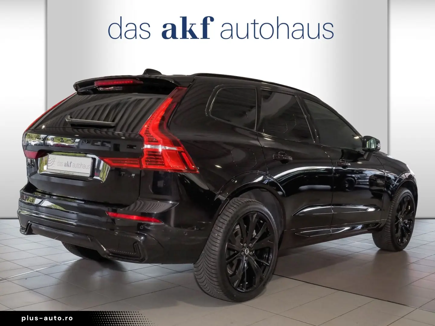 VOLVO XC60 T6 Twin Engine AWD Plus Black Edition-Navi