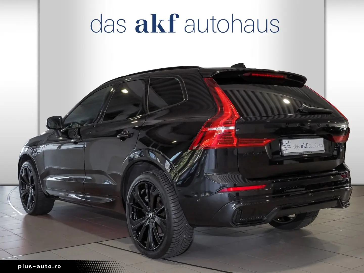 VOLVO XC60 T6 Twin Engine AWD Plus Black Edition-Navi