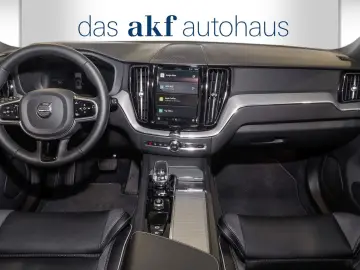 VOLVO XC60 T6 Twin Engine AWD Plus Black Edition-Navi