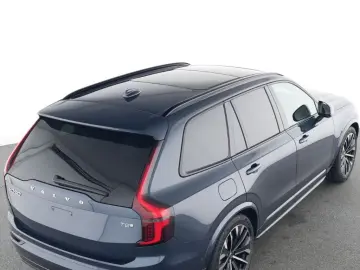 VOLVO XC90 FACELIFT Ultra Dark Recharge Plug-In Hybrid