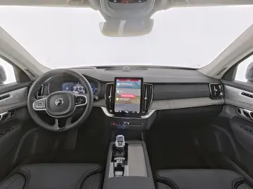 VOLVO XC90 FACELIFT Ultra Dark Recharge Plug-In Hybrid