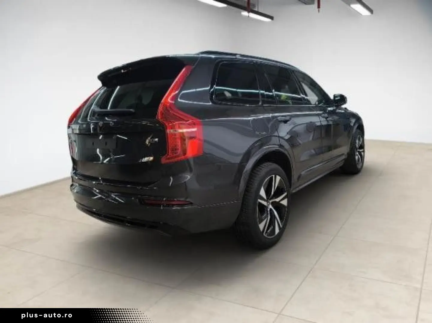 VOLVO XC90 T8  Plus Dark Recharge Plug-In Hybrid AWD