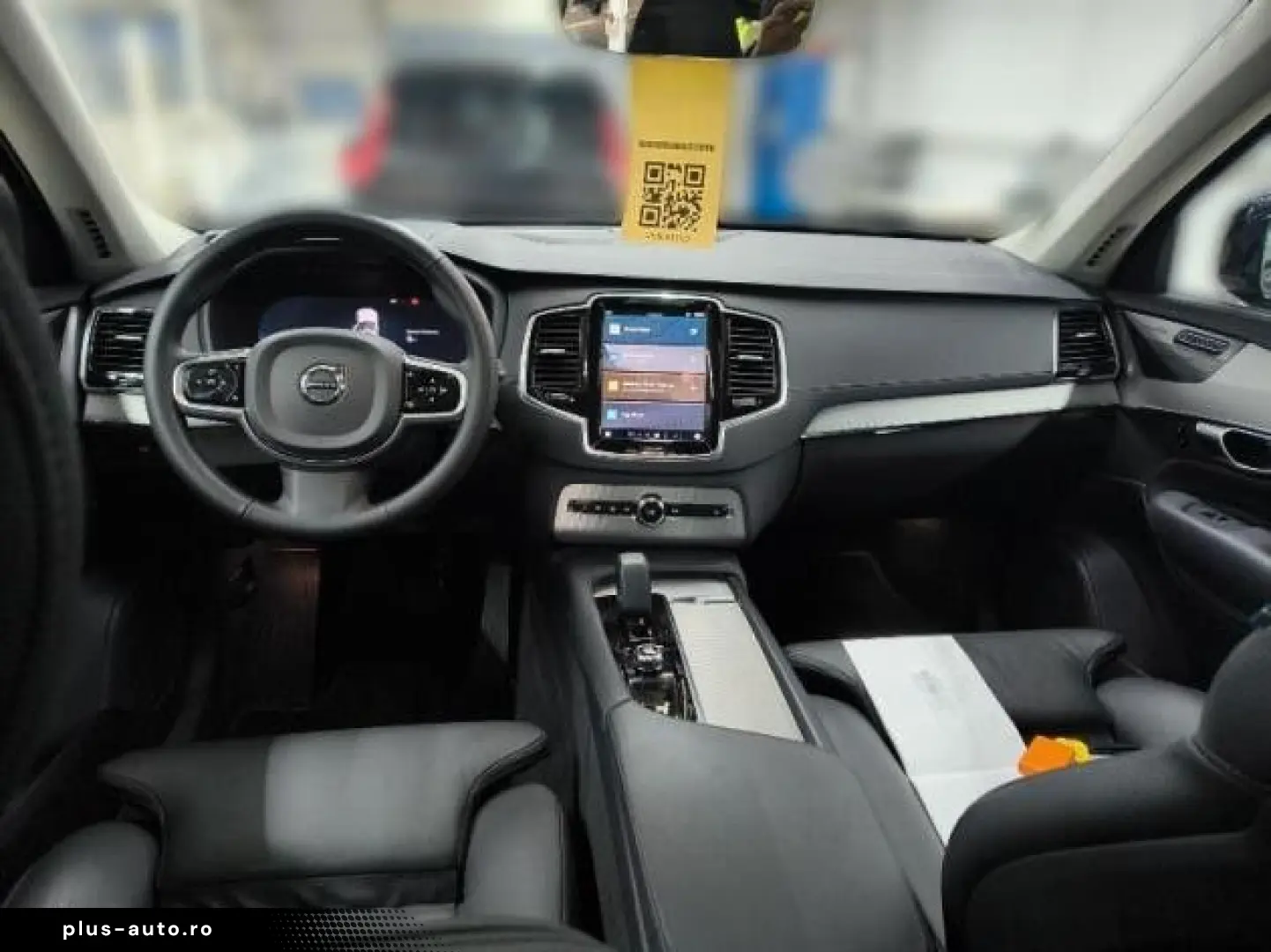 VOLVO XC90 T8  Plus Dark Recharge Plug-In Hybrid AWD