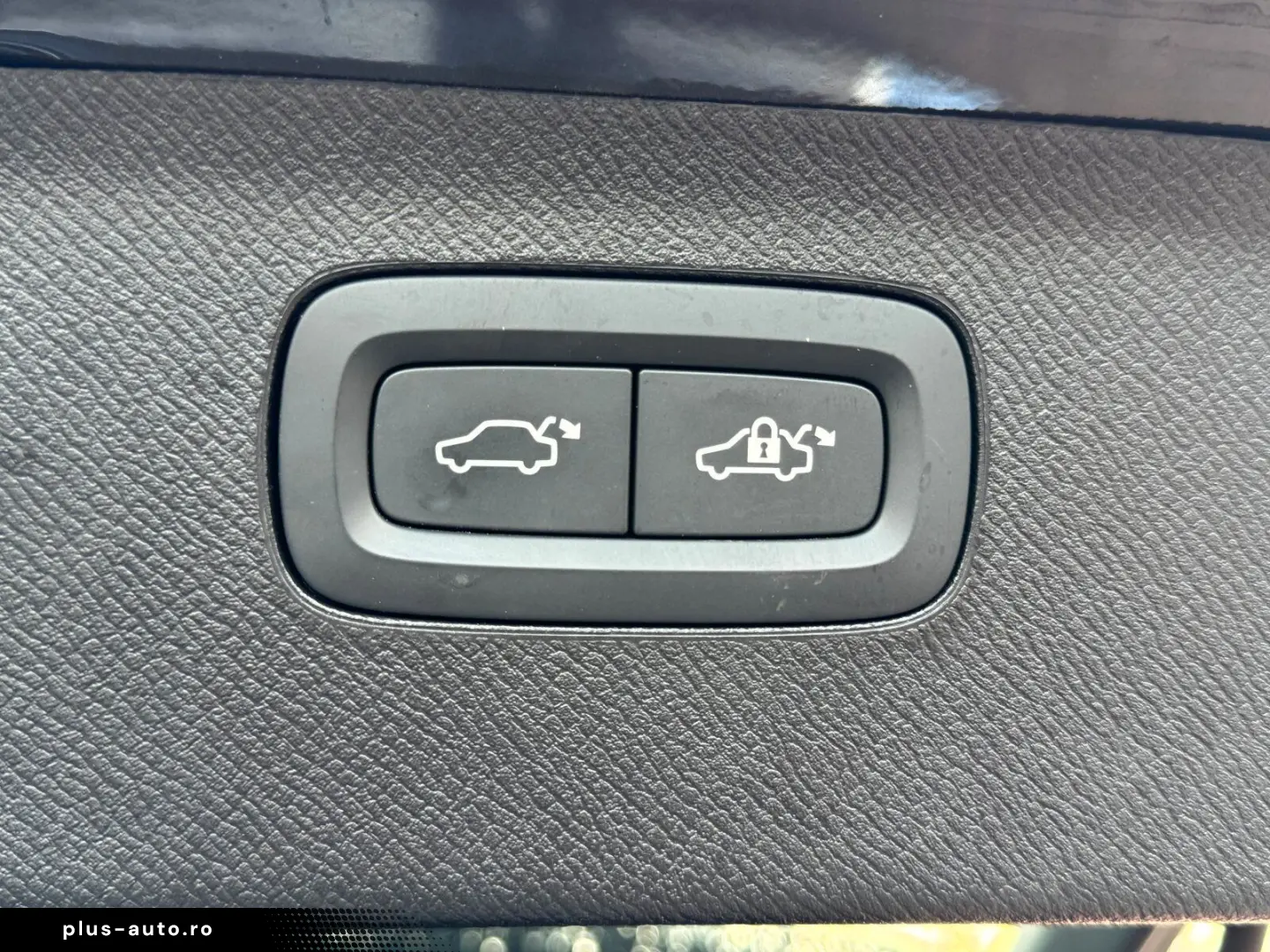 VOLVO XC90 T8 Plus Bright PANO LUFT 360CAM MEM HK 21