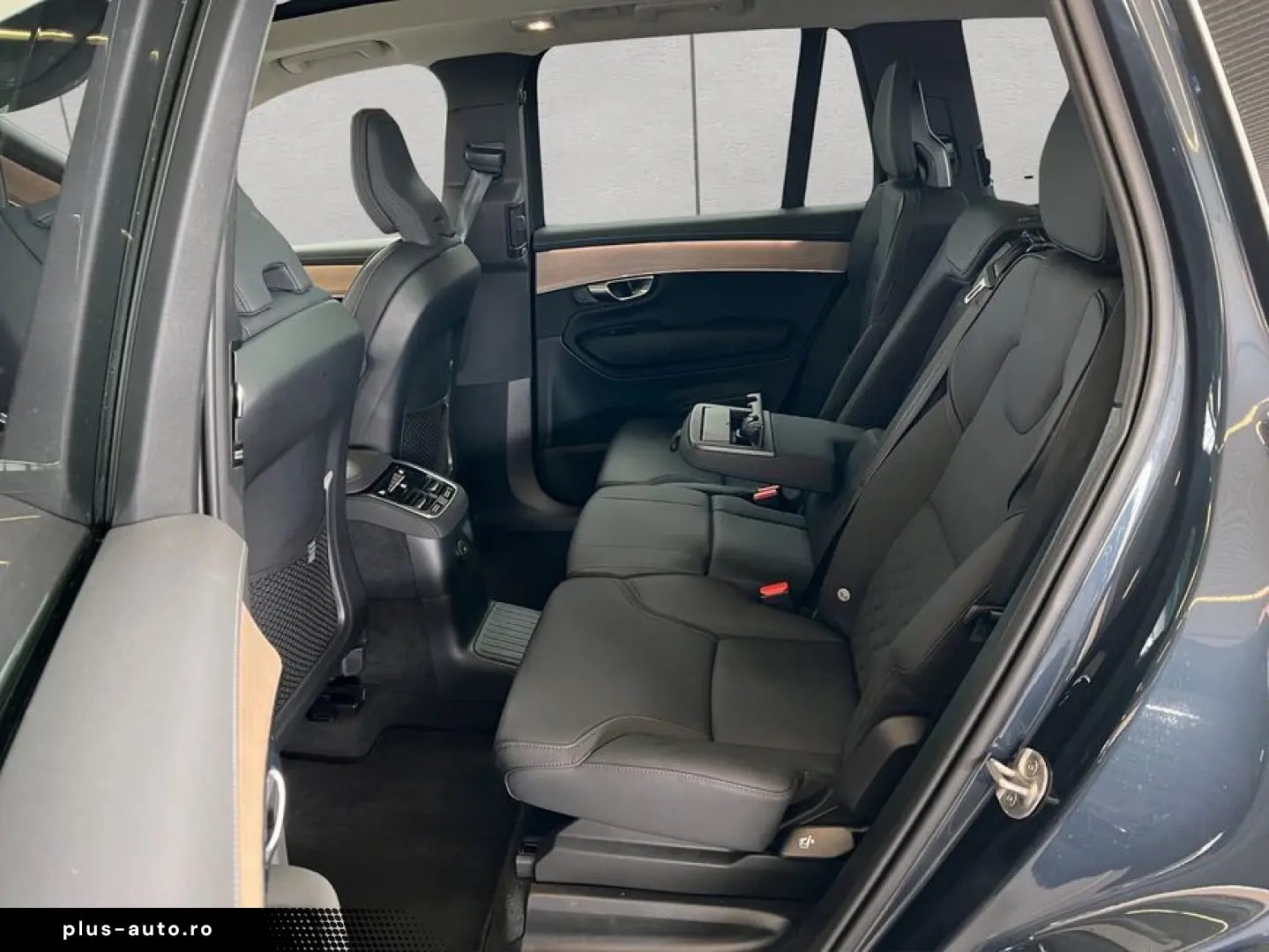 VOLVO XC90 T8 AWD Plus-Dark 7S Neues-Modell HeadUpDisp