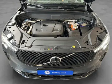 VOLVO XC90 T8 AWD Plus-Dark 7S Neues-Modell HeadUpDisp