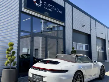 PORSCHE 911 Cabrio