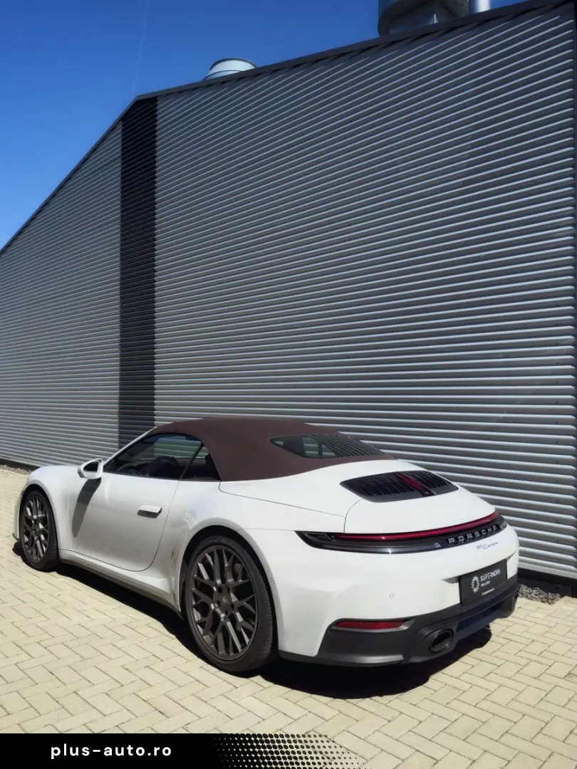 PORSCHE 911 Cabrio