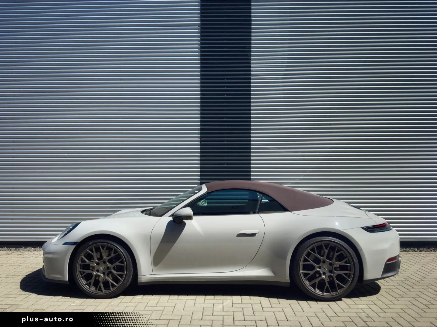 PORSCHE 911 Cabrio