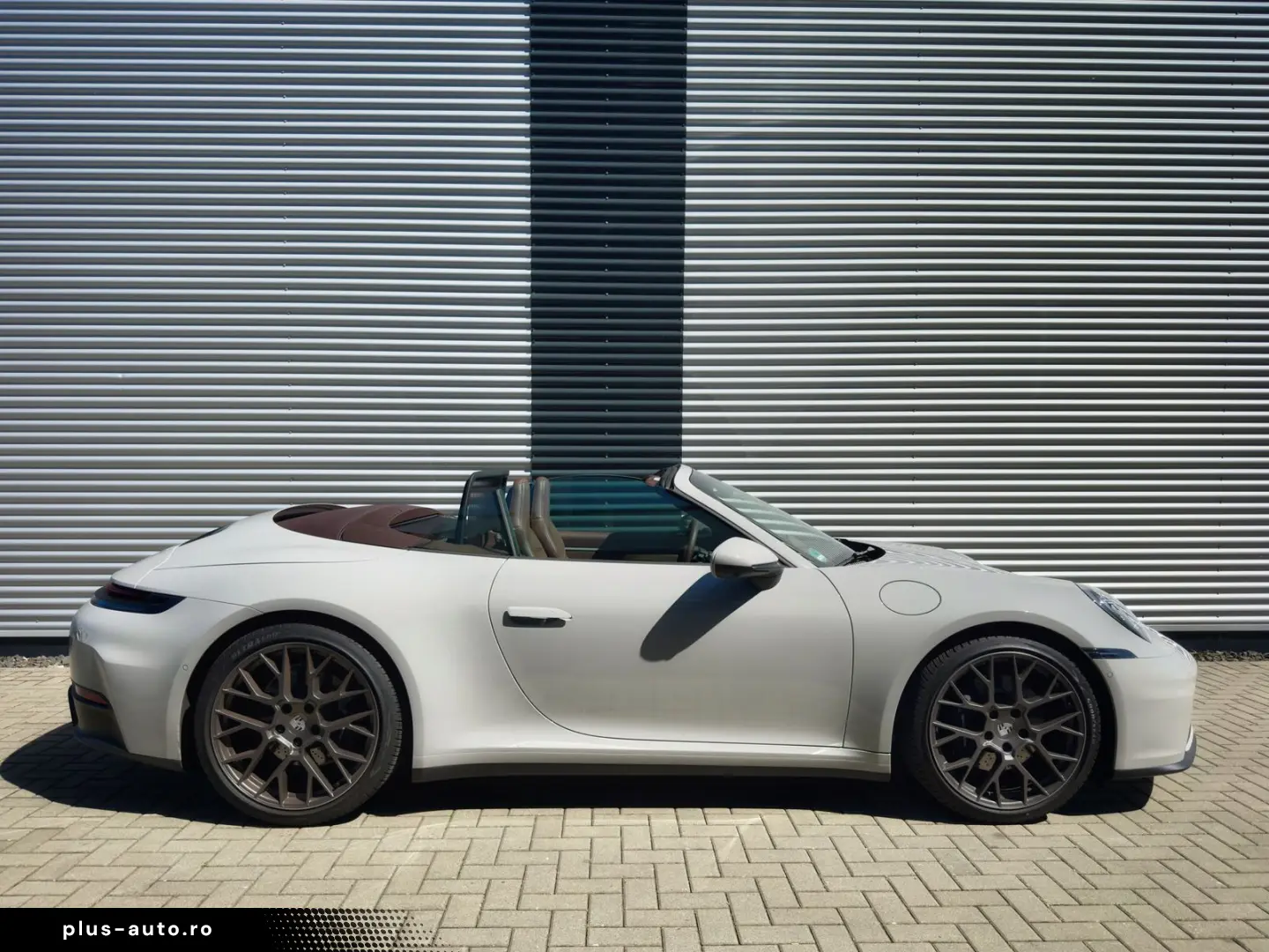PORSCHE 911 Cabrio