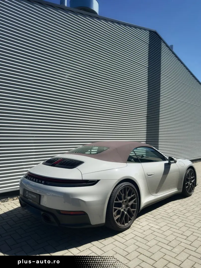 PORSCHE 911 Cabrio