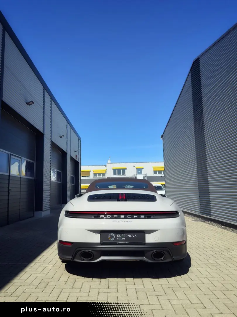 PORSCHE 911 Cabrio
