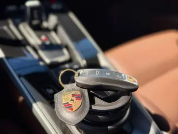 PORSCHE 911 Cabrio