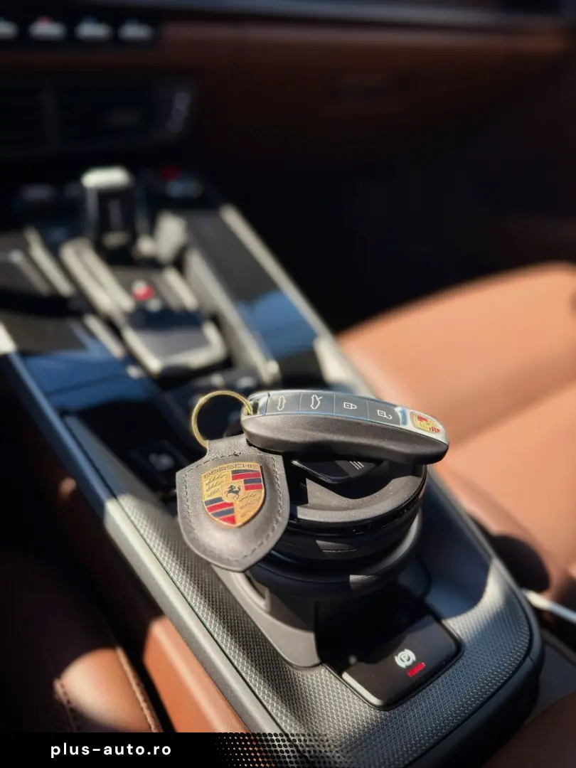 PORSCHE 911 Cabrio