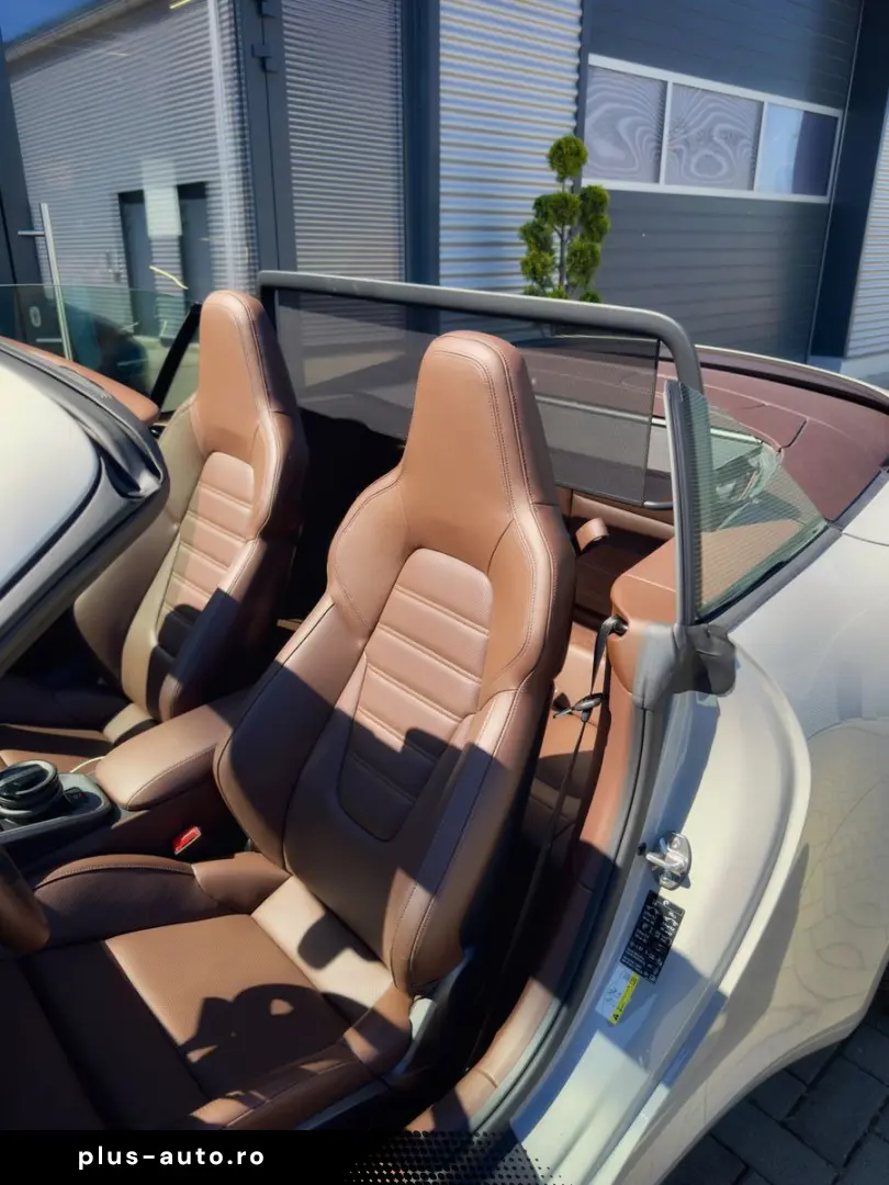 PORSCHE 911 Cabrio