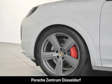 PORSCHE Cayenne S Coupe InnoDrive HeadUp Soft-Close BOSE