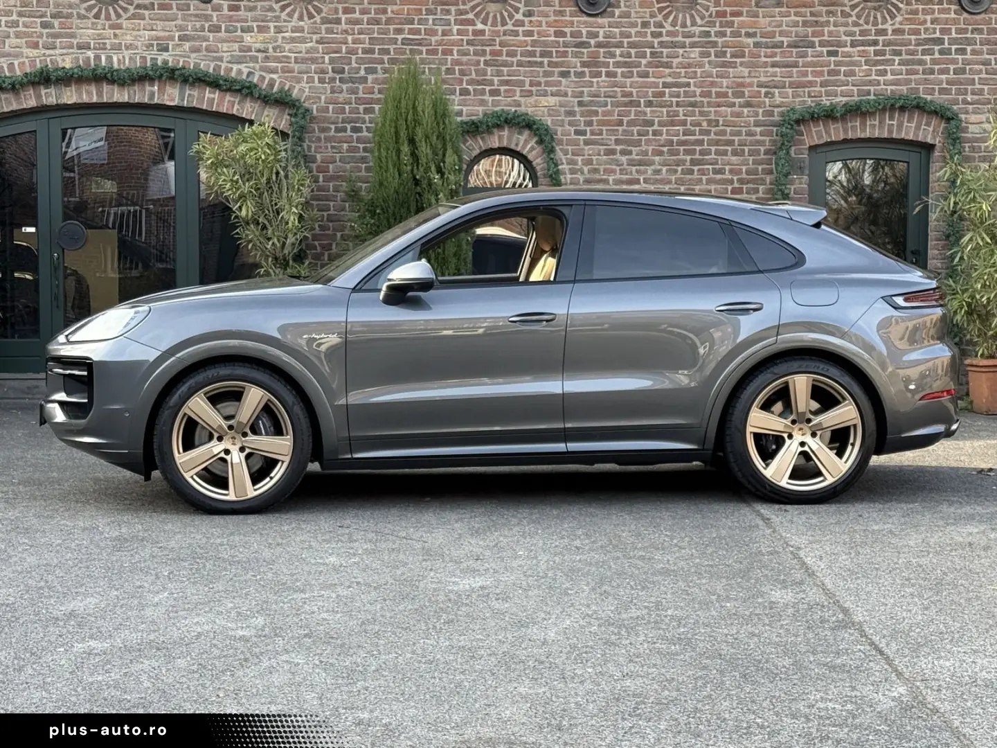 PORSCHE Cayenne E-Hybrid Coupe SPORTDESIGN-PAKET 22 ZOLL