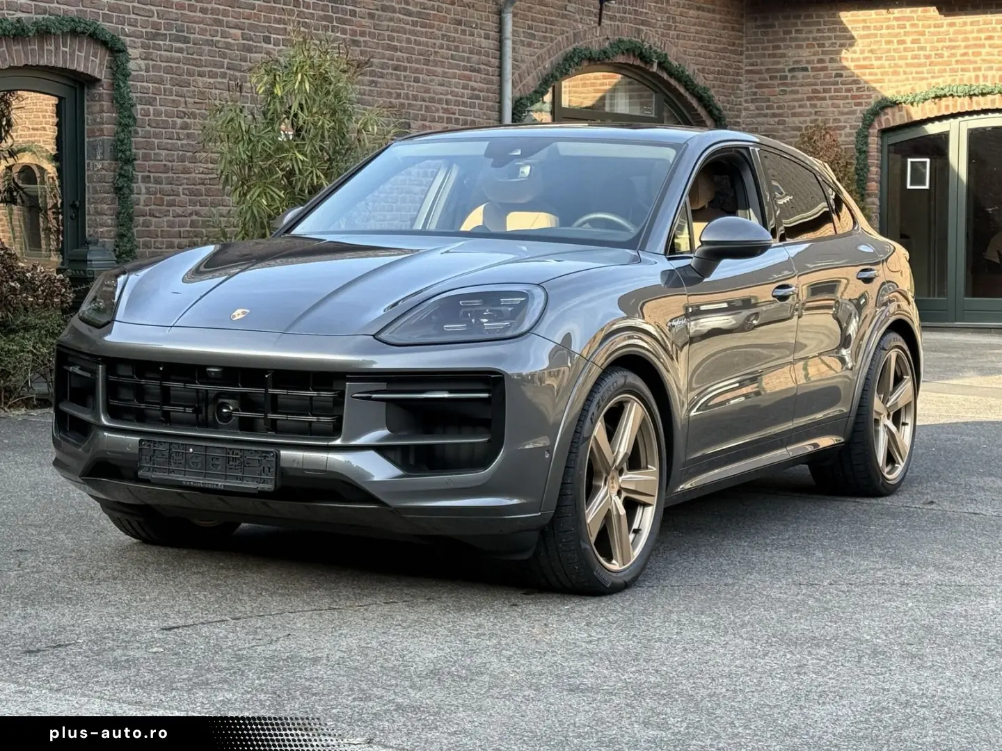 PORSCHE Cayenne E-Hybrid Coupe SPORTDESIGN-PAKET 22 ZOLL