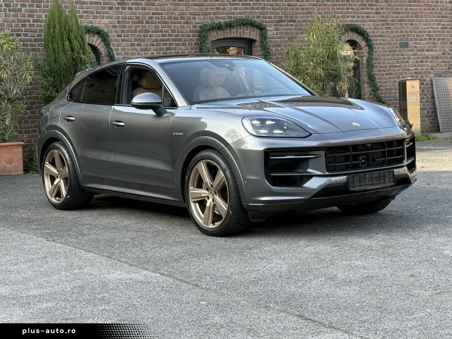 PORSCHE Cayenne E-Hybrid Coupe SPORTDESIGN-PAKET 22 ZOLL