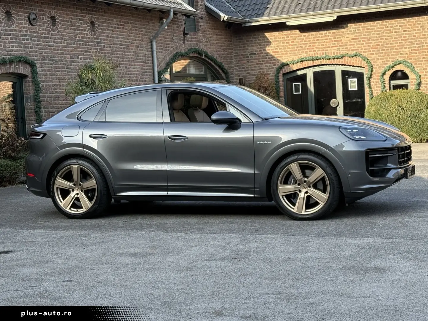 PORSCHE Cayenne E-Hybrid Coupe SPORTDESIGN-PAKET 22 ZOLL